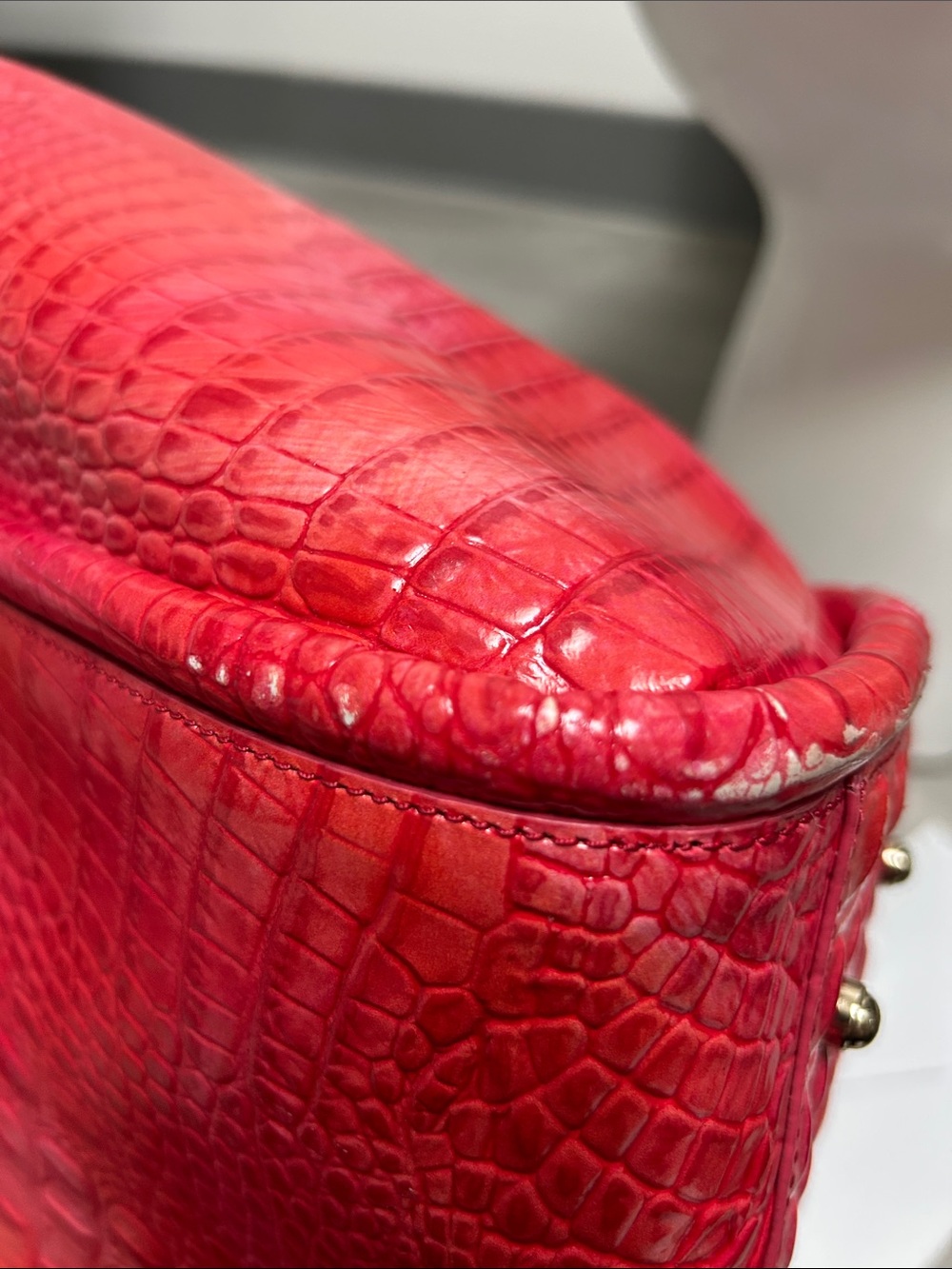 Summer light red with tons of orange and pink Croc-Embossed Tote Bag - Picture 5 of 8
